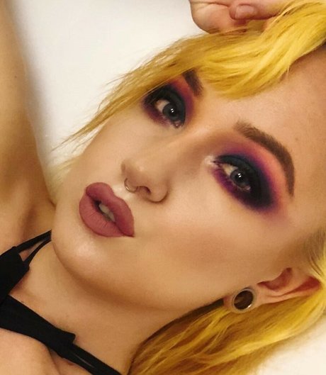 Andrea Frisk pornstar nudes galleries