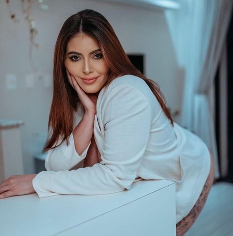 Ariane Rey pornstar perfect img