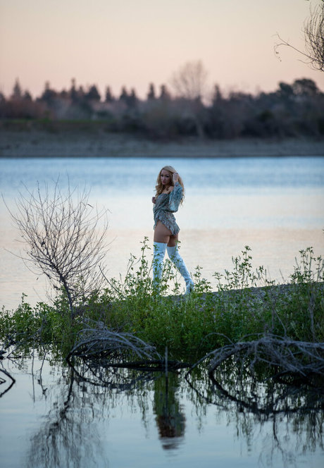 themrsnelson model free pictures