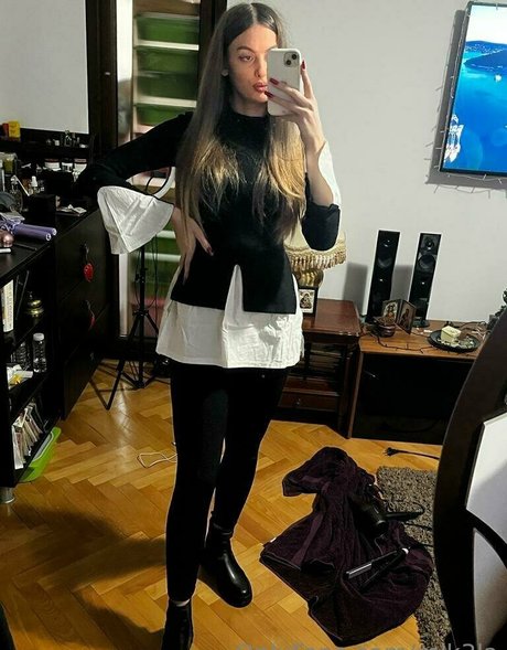 mik3la star nudes galleries