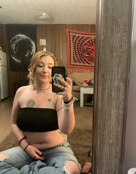 autumnb99 model image