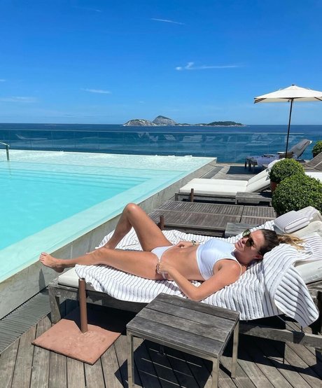 Leticia Birkheuer pretty pornstar pictures