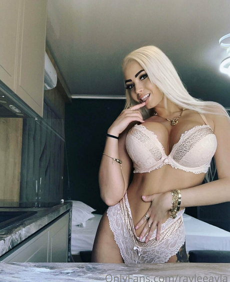 rayleewilson pornstar erotic galleries