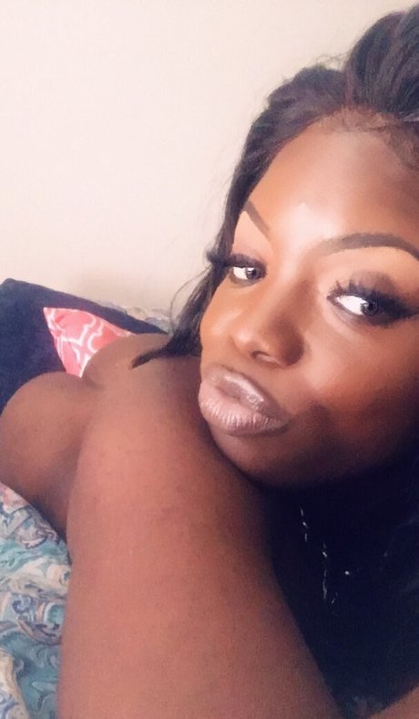 ladyluckyxxx free star photos