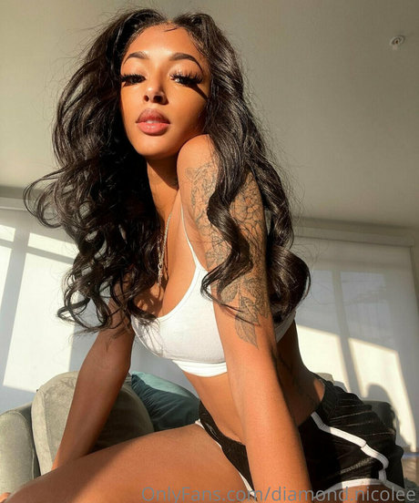 diamond nicolee erotic actress photos