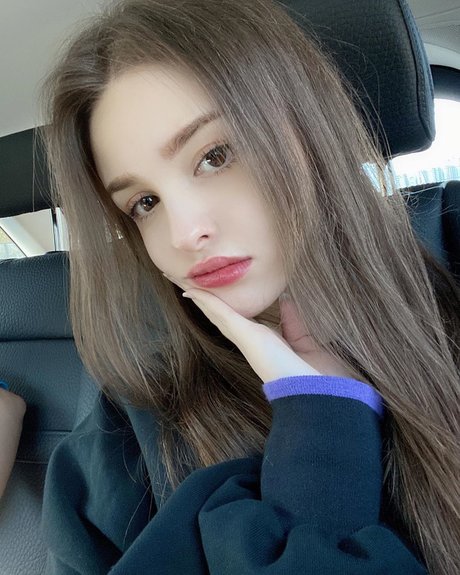 Elina Karimova pornstar beautiful image