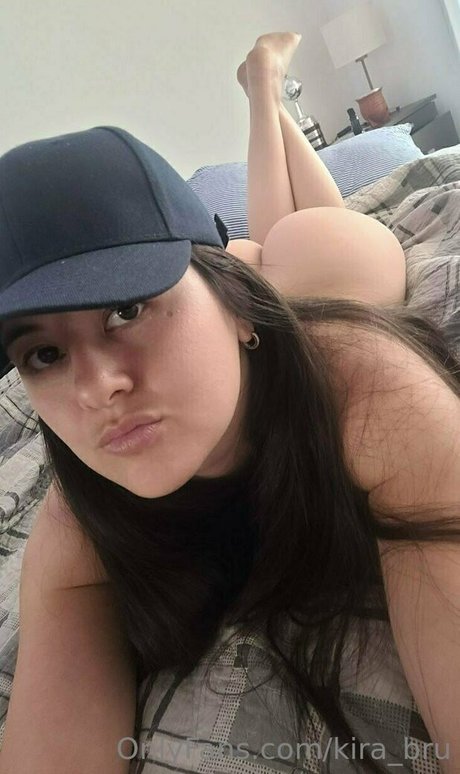 kira brunette1 star pornographic photo