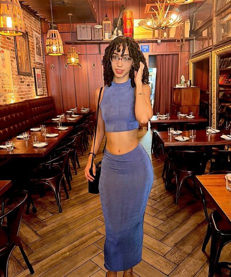 ewmxt art pornstar picture