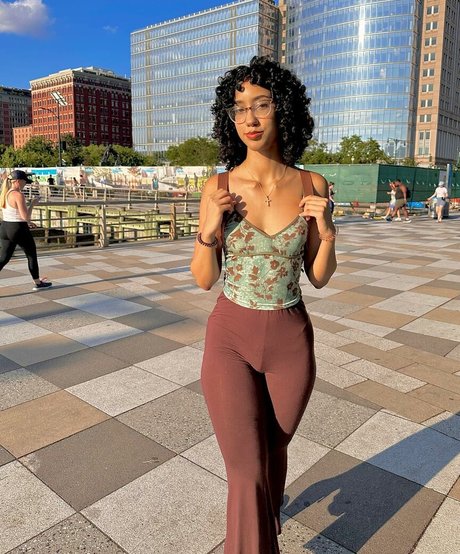 ewmxt sex actress img