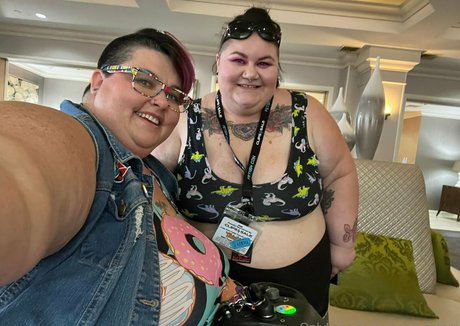 reenayestarr Profile photo