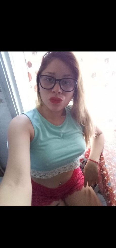 babe brunette onlyfans pornographic image