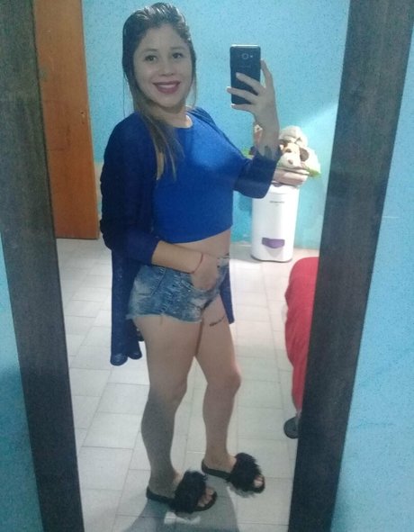 lunaestrella10 free actress pictures