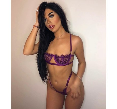 Emily Oldring star free image