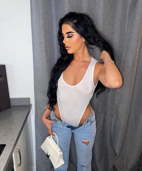 Emily Oldring star perfect photo