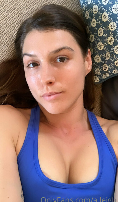 a leigh model images