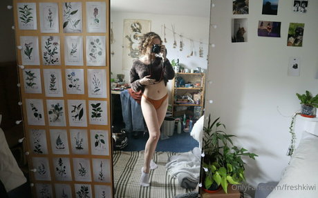 freshkiwi pornstar nude images