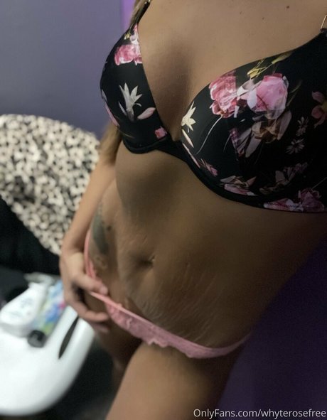 whyterosefree pornstar nude archive