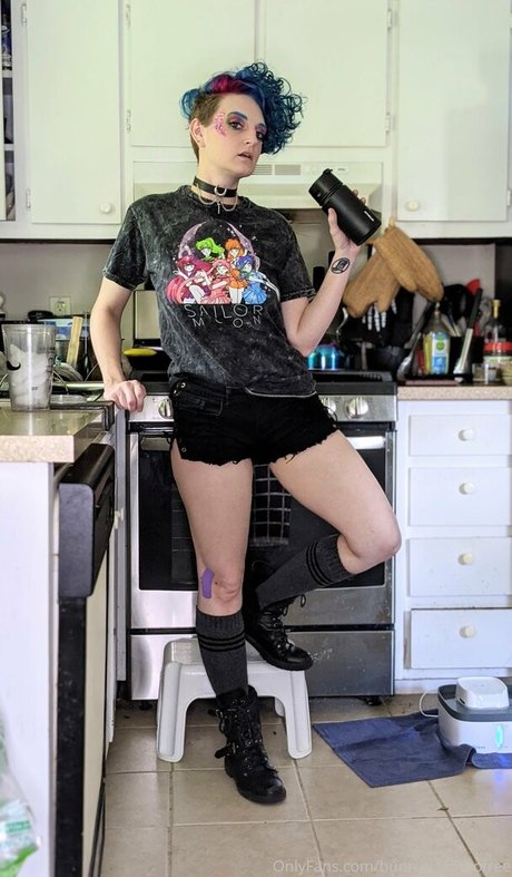 bunnyyojimbofree naked model archive