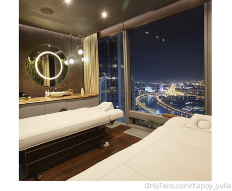 Happy yulia hot model pic