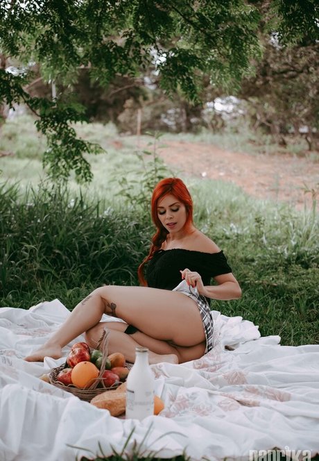 Paprika hd star galleries