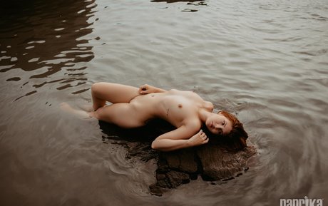 Paprika star naked image