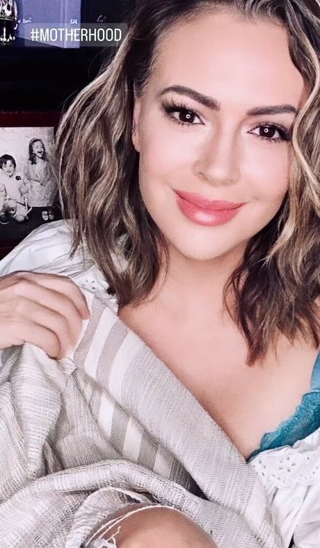 hooters onlyfans exclusive gallery