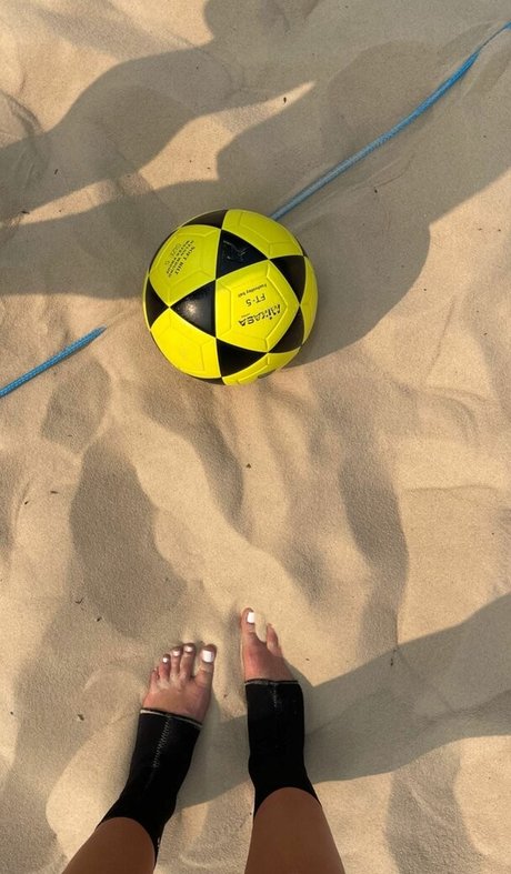 Duda Reis model erotic pics