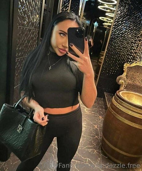 lola dazzle free nudes actress gallery