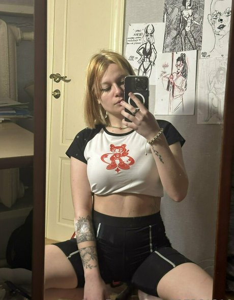 lillie france model hd img