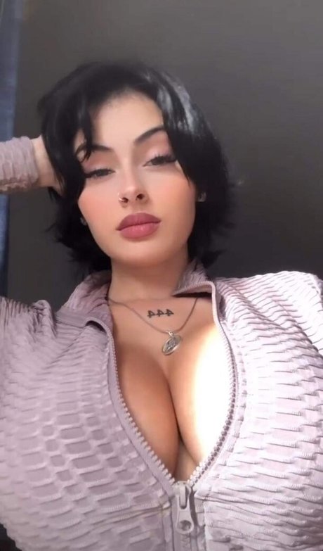 Paula Benitez star beautiful pics