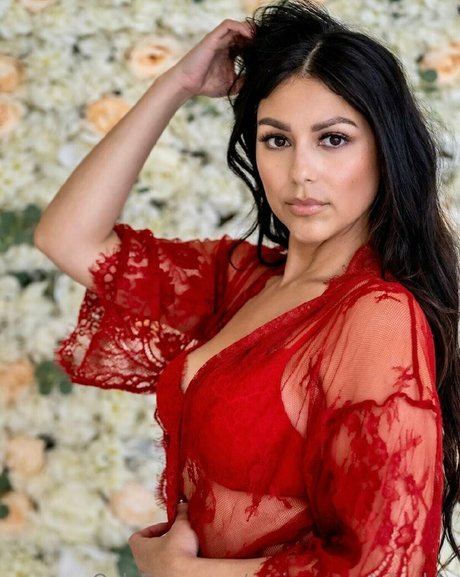 cerissa sustainable nude pornstar pic