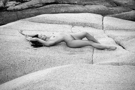 Victoria Eik star nude gallery