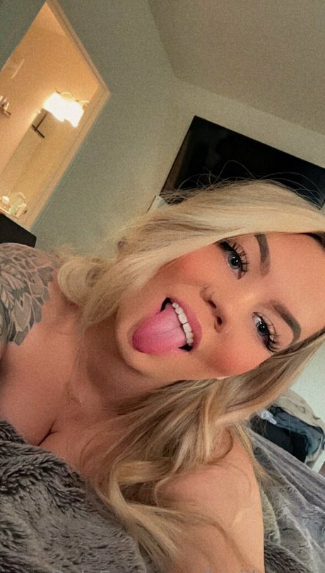 lexiilovvee pretty pornstar image