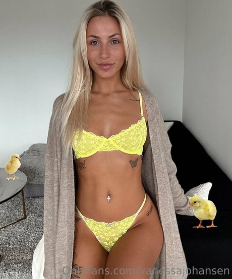 vanessajohansen model beautiful pic