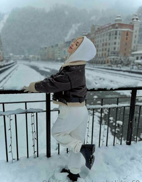 evaholiday69 sexy pornstar galleries