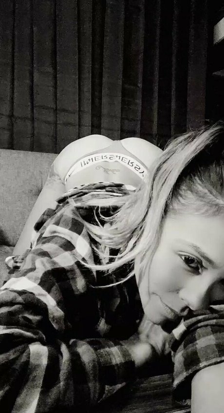 xkaramelbabyx art star img