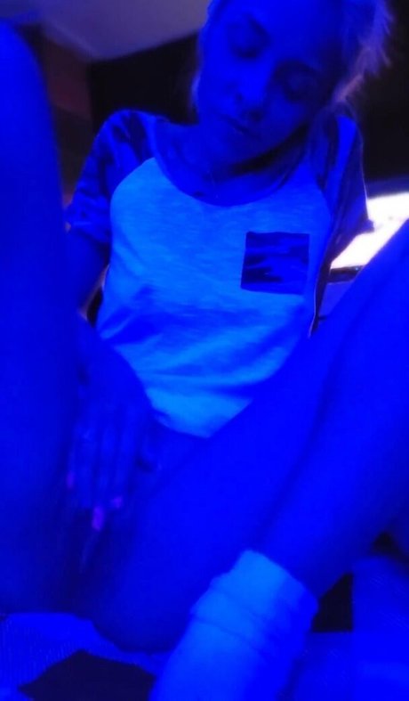 xkaramelbabyx beautiful actress gallery