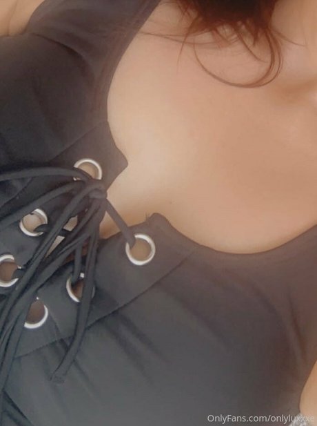 onlyluxxxe adult actress images