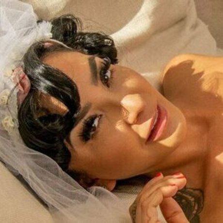 Wanders Lover model adult pictures