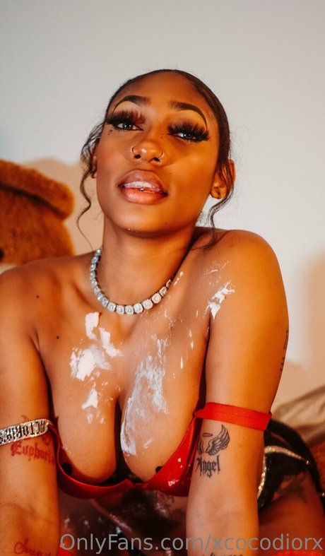 leather leggings onlyfans hot sexy photo