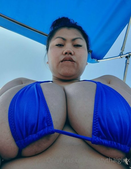 bustythaigirlx star pretty picture