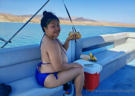 bustythaigirlx pornstar sexy photos