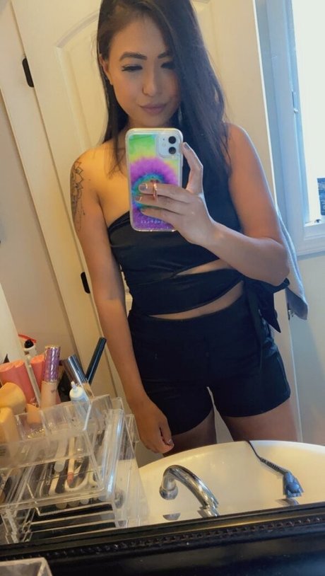 Randomsuburbanite Rose sex actress photos