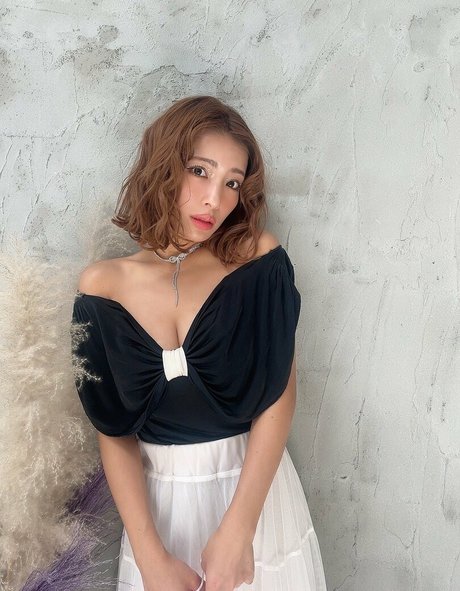 Rina Hashimoto exclusive actress picture