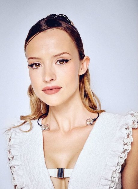 Angele nudes star images