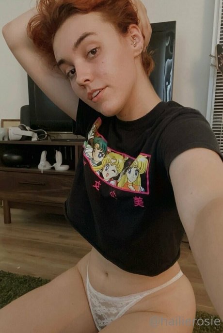 hailierosie pornstar nude gallery