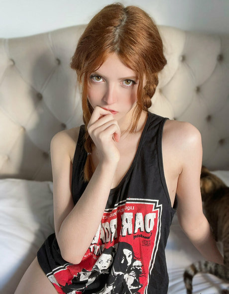 sayumefree pornographic model picture