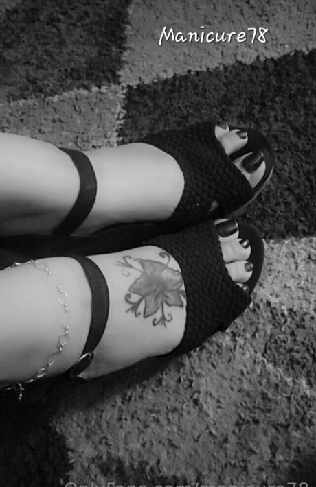 manicure78 star naked images