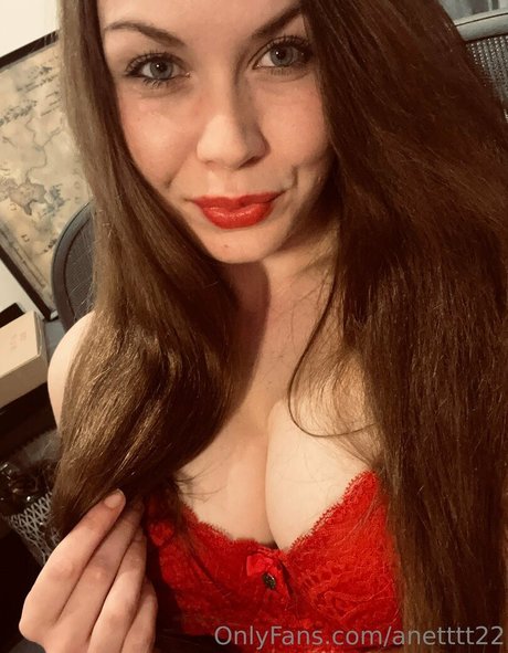 babe brunette onlyfans adult pics