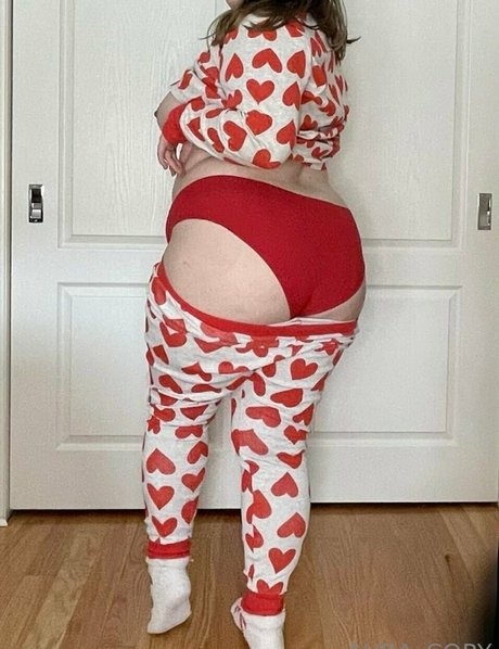 auracory pornstar pretty img